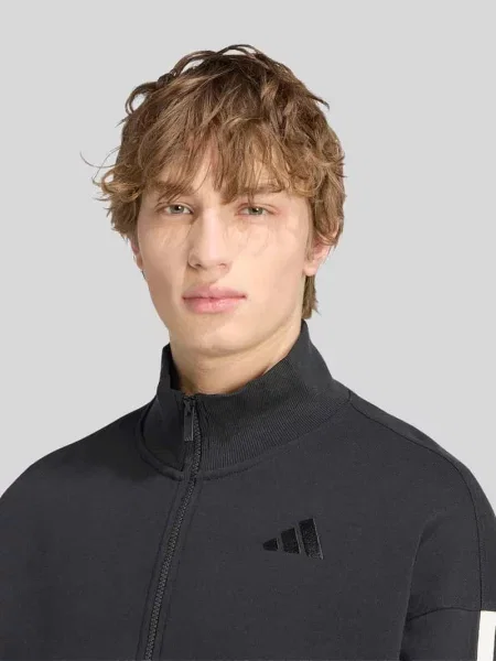 Bluza rozpinana o kroju regular fit z czystej bawełny Adidas Sportswear czarna