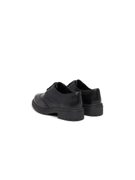 Oxford cipők Clarks Derby fekete