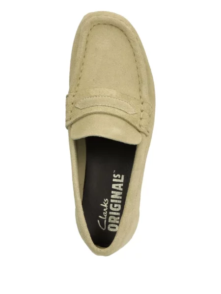 Велурени лоуфъри Clarks Originals