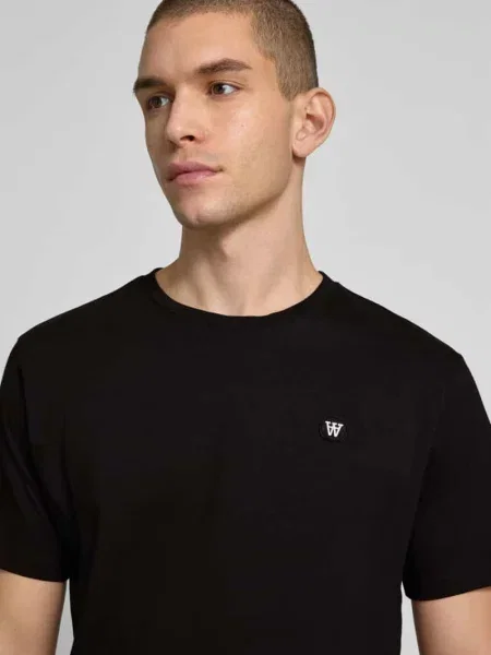 T-shirt o kroju regular fit z czystej bawełny Wood Wood czarna