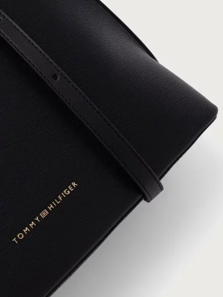 Tommy Hilfiger шопинг чанта дамска черно