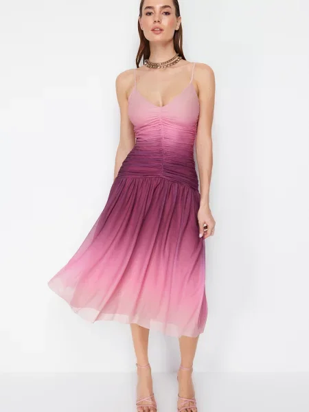 Dzianinowa sukienka koktajlowa Trendyol w kształcie litery A