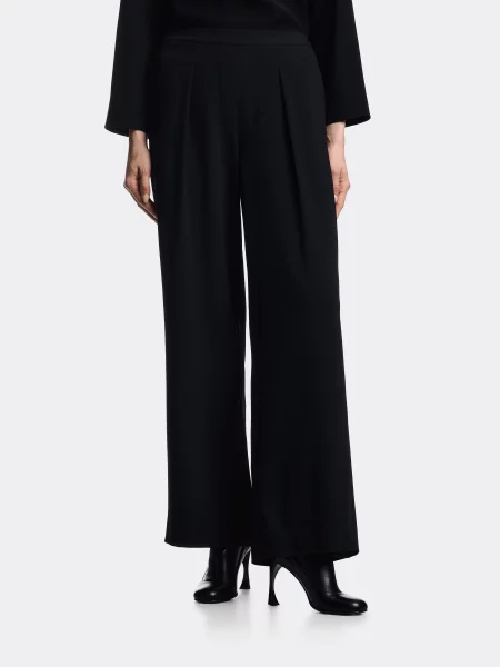 Классические брюки Emporio Armani черные