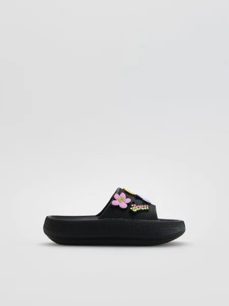 Шлепанцы Reserved черные