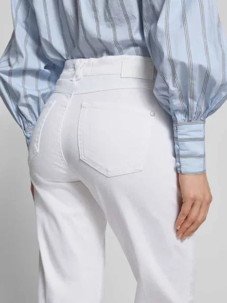 Jeansy o kroju slim fit z utrwalonym wykończeniem nogawek Model Darleen' Angels białe
