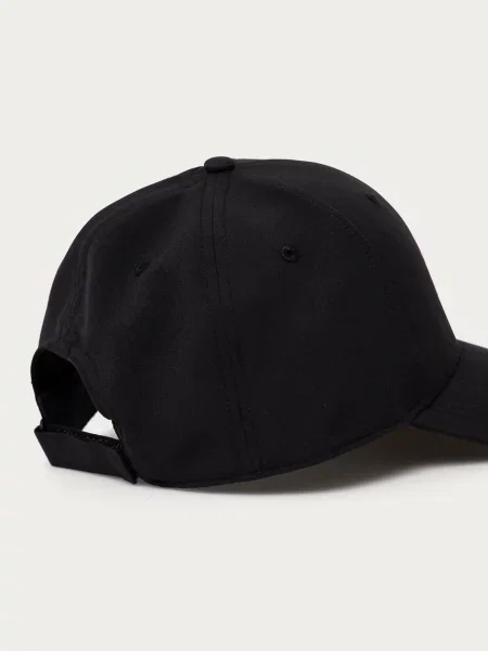 Čiapka Under Armour čierna