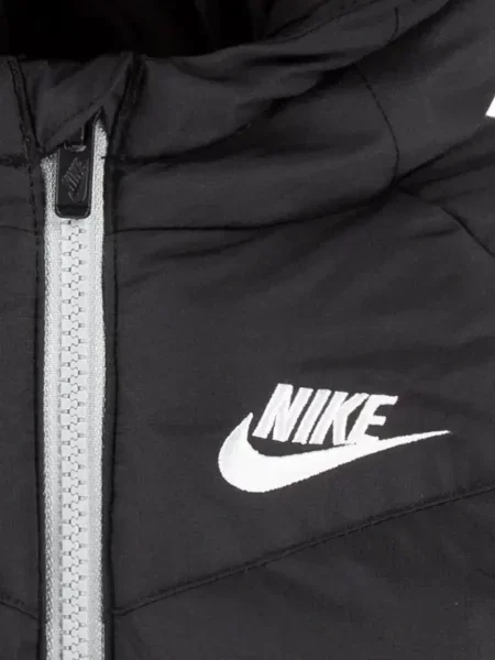 Gyerek dzseki Nike fekete