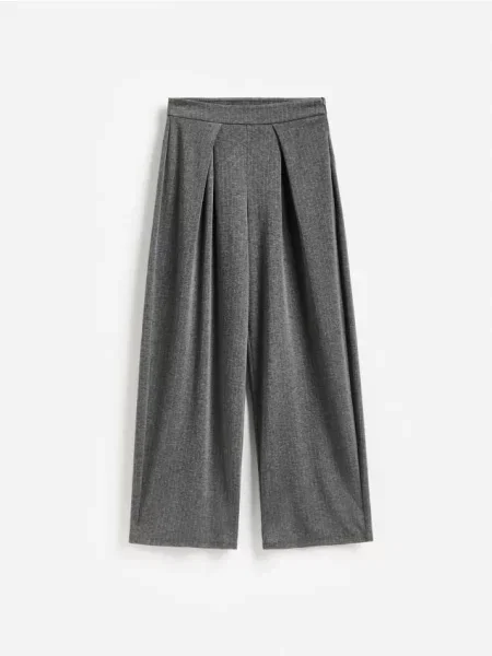 Reserved Pantaloni cu adaos de deschis gri