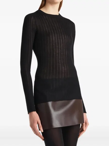 Top Khaite lung negru