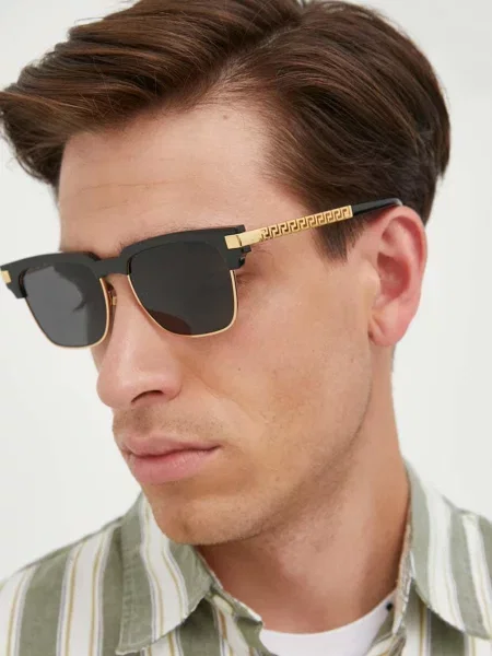 Sončna očala Versace črna