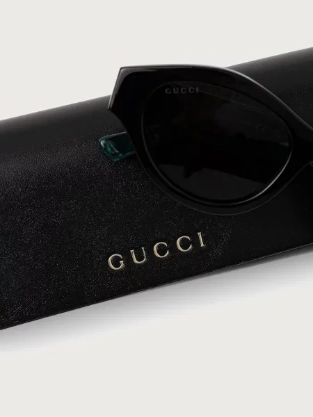 Солнцезащитные очки Gucci