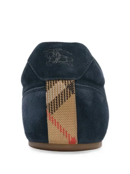 Sneakerși Burberry din piele de căprioară albastru