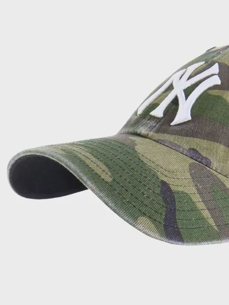 Кепка 47 Brand зелена