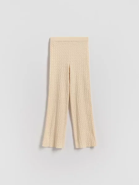 Reserved Pantaloni din tricot crem
