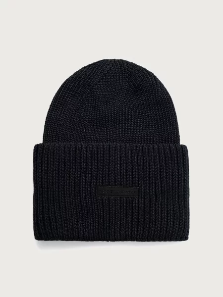 Under Armour pletená čepice černý