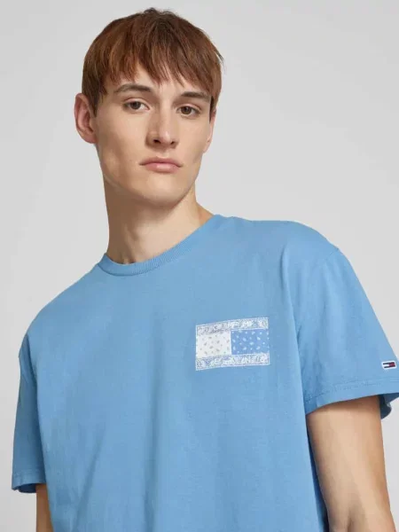 T-shirt o kroju regular fit z czystej bawełny Tommy Jeans