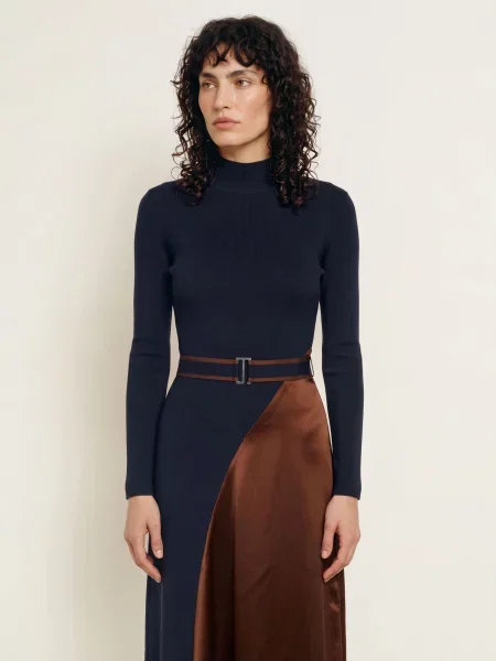 Reiss Pletené Šaty Misty Z Kombinace Materiálů tmavě / hnědá modrá