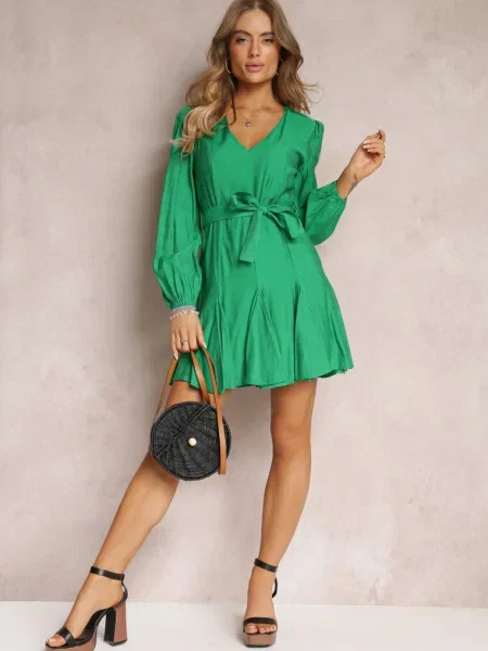 Rochie Cloș Mini cu Legătură în Talie Evyna verde