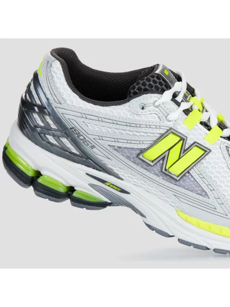 Pantofi New Balance galben
