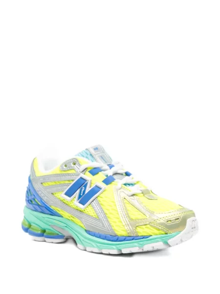 Sneakerși New Balance cu autograf galben