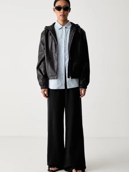 Adidas Originals teplákové nohavice dámske Essentials čierna