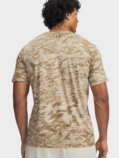Футболка Under Armour бежева