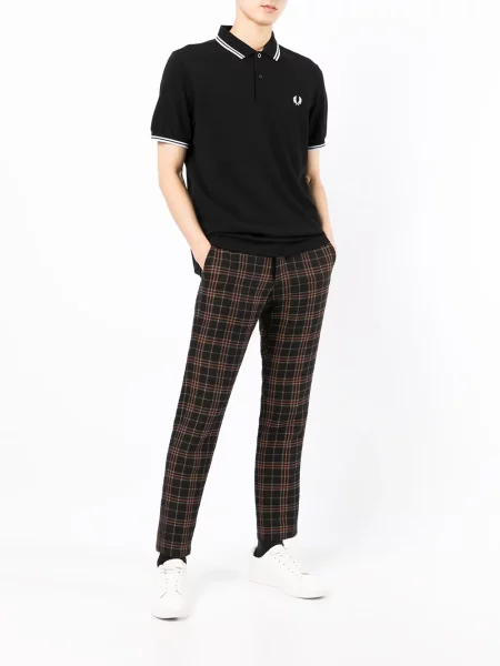 Siuvinėta polo marškinėliai Fred Perry juoda