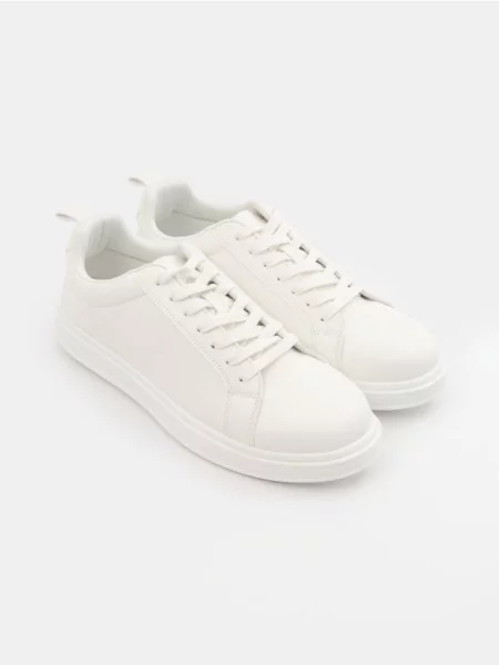 Sinsay Sznurowane sneakersy z imitacji skóry biały