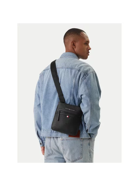 Torbica za okrog pasu Tommy Hilfiger črna