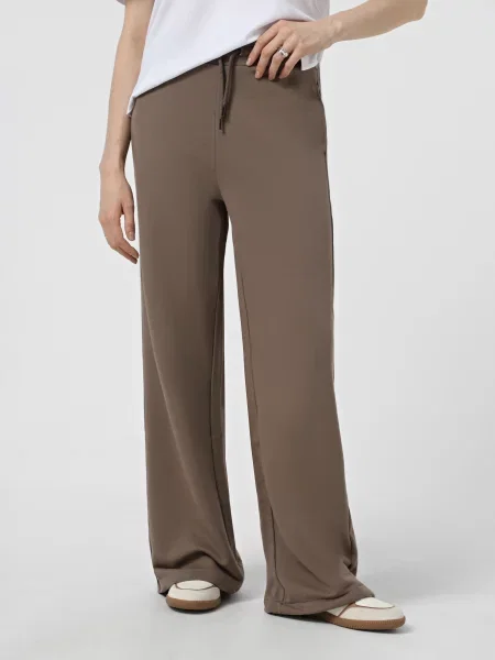 Спортивные штаны Emporio Armani бежевые