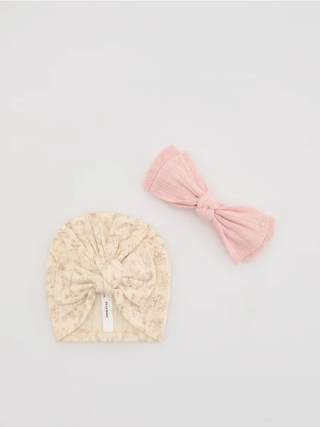 Reserved BABIES` CAP & HEADBAND roz-pastel roz