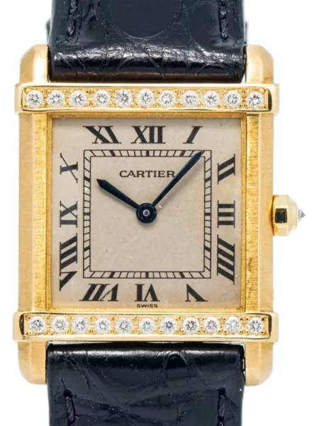 Suknele Cartier balta