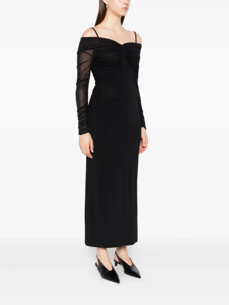 Rochie Max Mara drapată de costum negru
