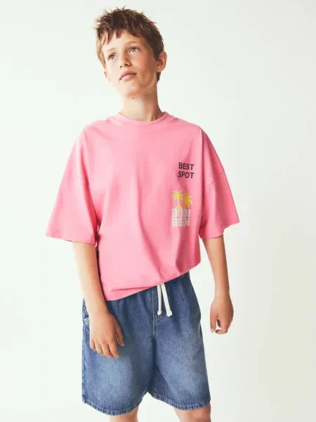 Koszulka boxy z nadrukiem palm Dzieci lata MANGO KIDS różowy