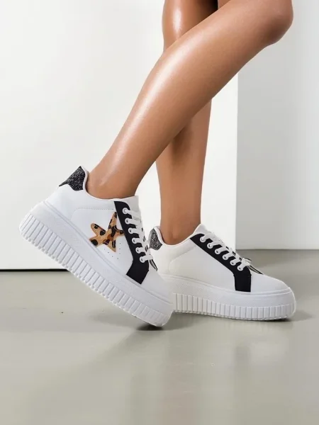 Sneakerși Resti cu platformă negru