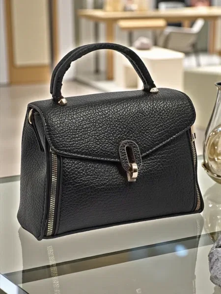 Geanta de piele Resti din piele negru