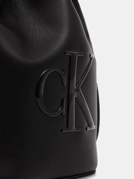 Calvin Klein Táska Bold Ck Mini Bucket Crossbody fekete