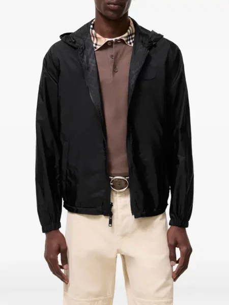 Карирано яке Burberry с качулка черно