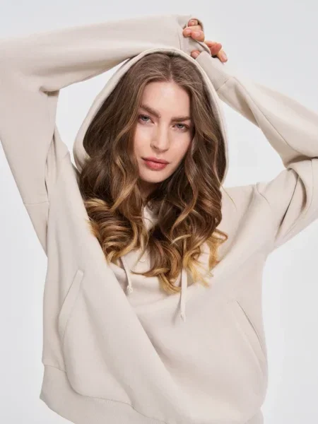 Hanorac cu glugă Marisse bej