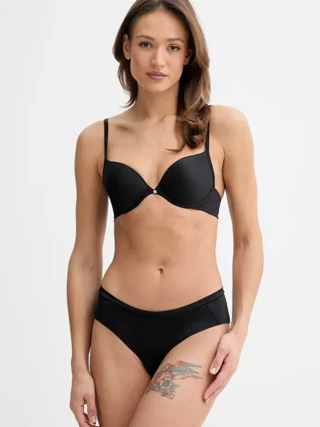 Triumph Podprsenka Body Make-Up Essentials čierna
