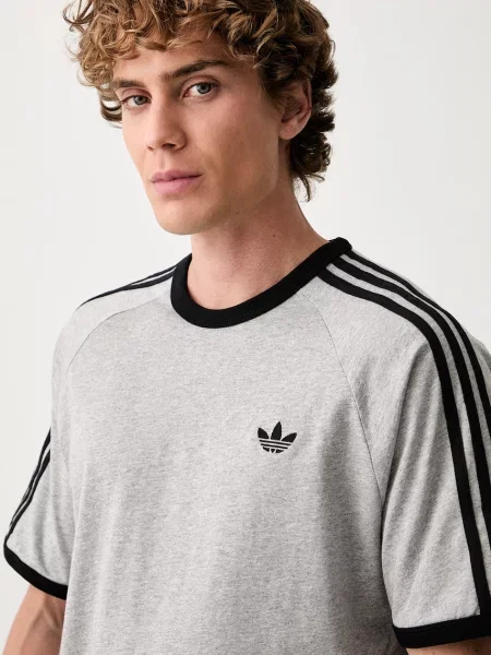 Adidas Originals футболка жіноча