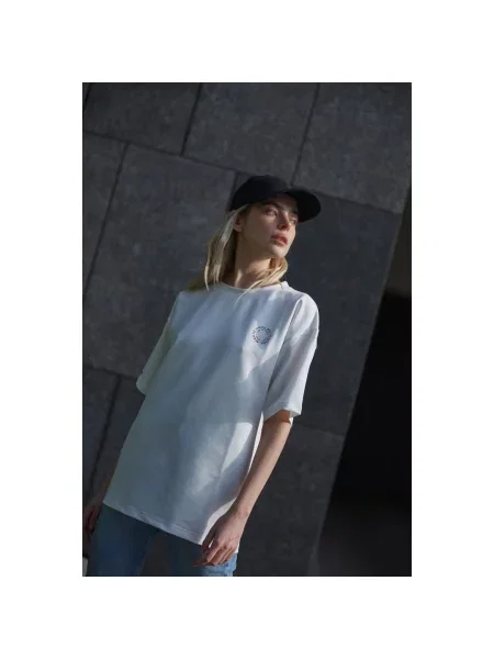 Футболка "Якби ти знала.." молочна Estro біла