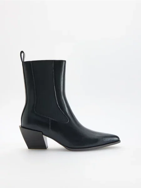 Reserved Botine din materiale combinate negru