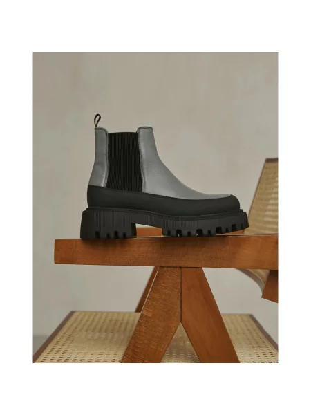 Кожаные ботинки челси Estro серые