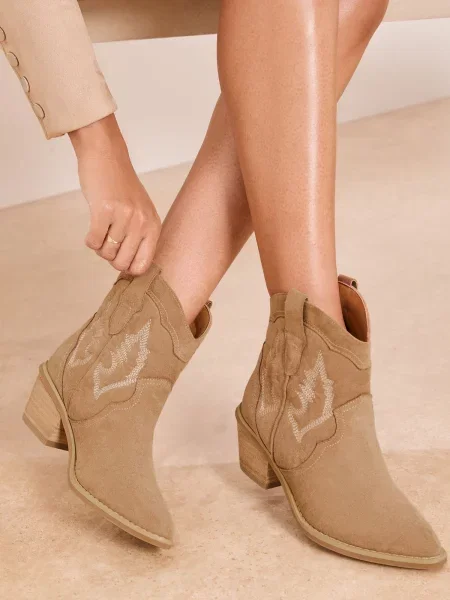 Lipsy Cizme de cowboy nisipiu