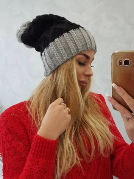 Șapcă Kesi din fleece negru