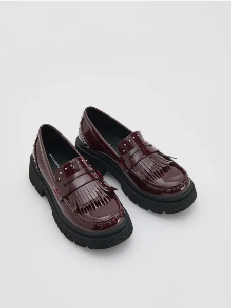 Reserved Lakierowane loafersy bordowy