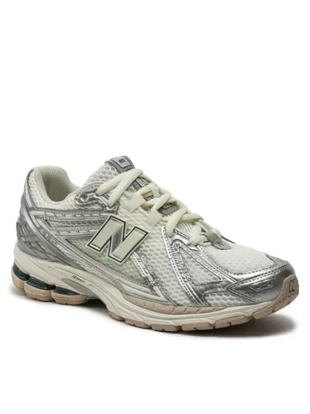 Superge New Balance siva