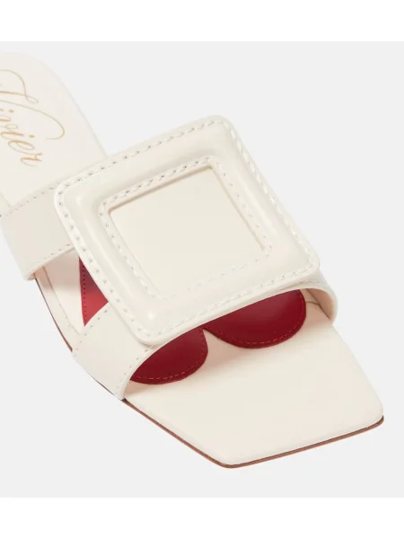 Sandale Roger Vivier din piele cu cataramă bej