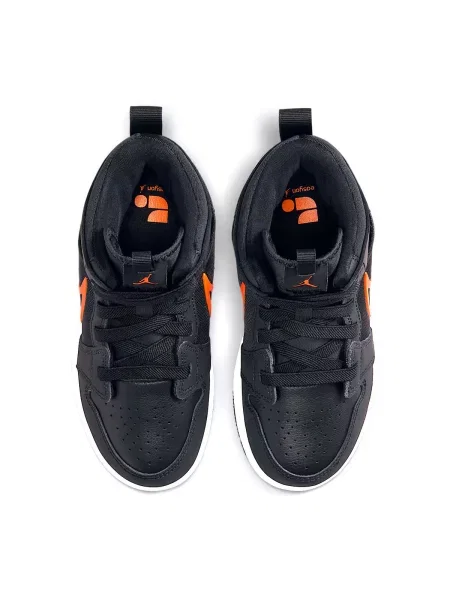 Členkové topánky Nike čierna